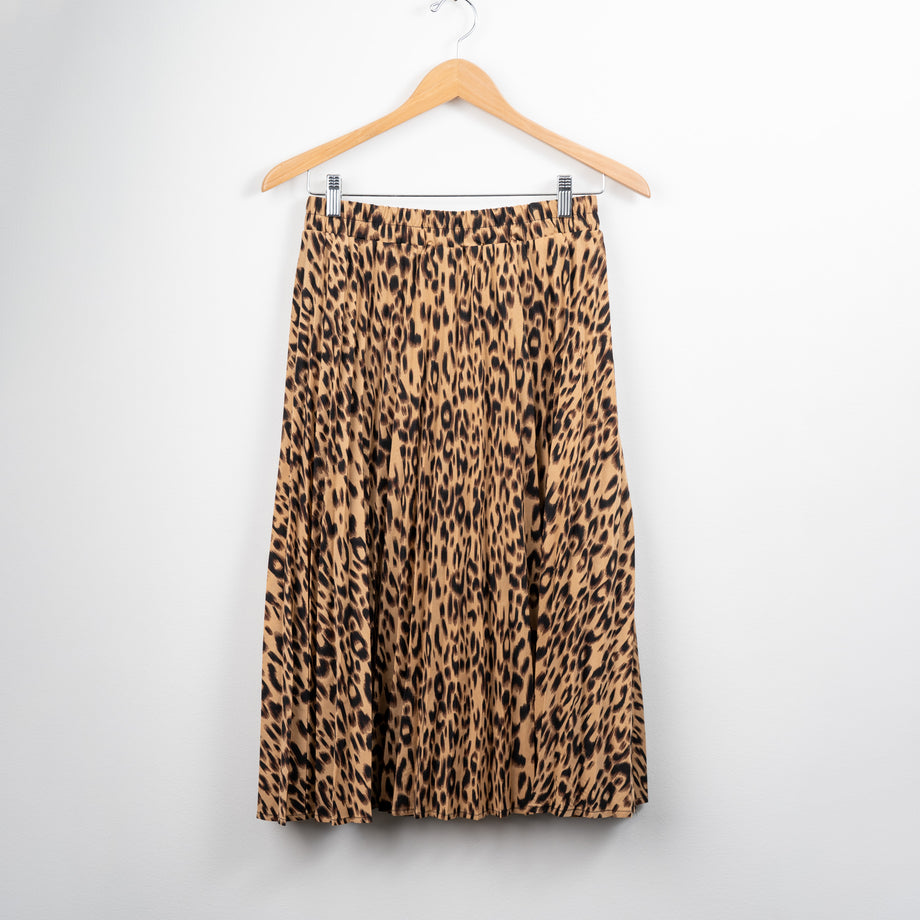 Kate Pleated Leopard Print Midi Skirt – LOVE 540